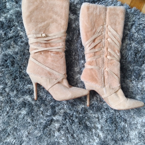 Faux fur heel boots - Picture 2 of 12